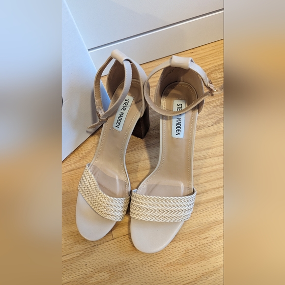 Steve Madden Heels - Picture 2 of 3